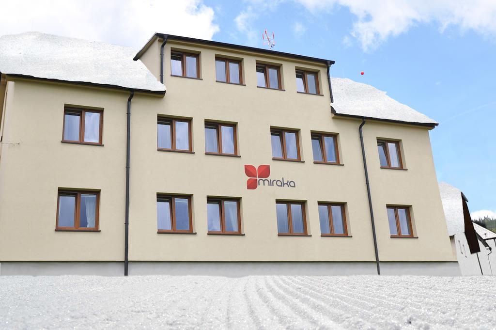 Apartamento Miraka Lipno nad Vltavou Exterior foto